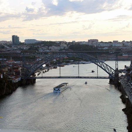 Invicta Flats - Oporto Appartement Buitenkant foto