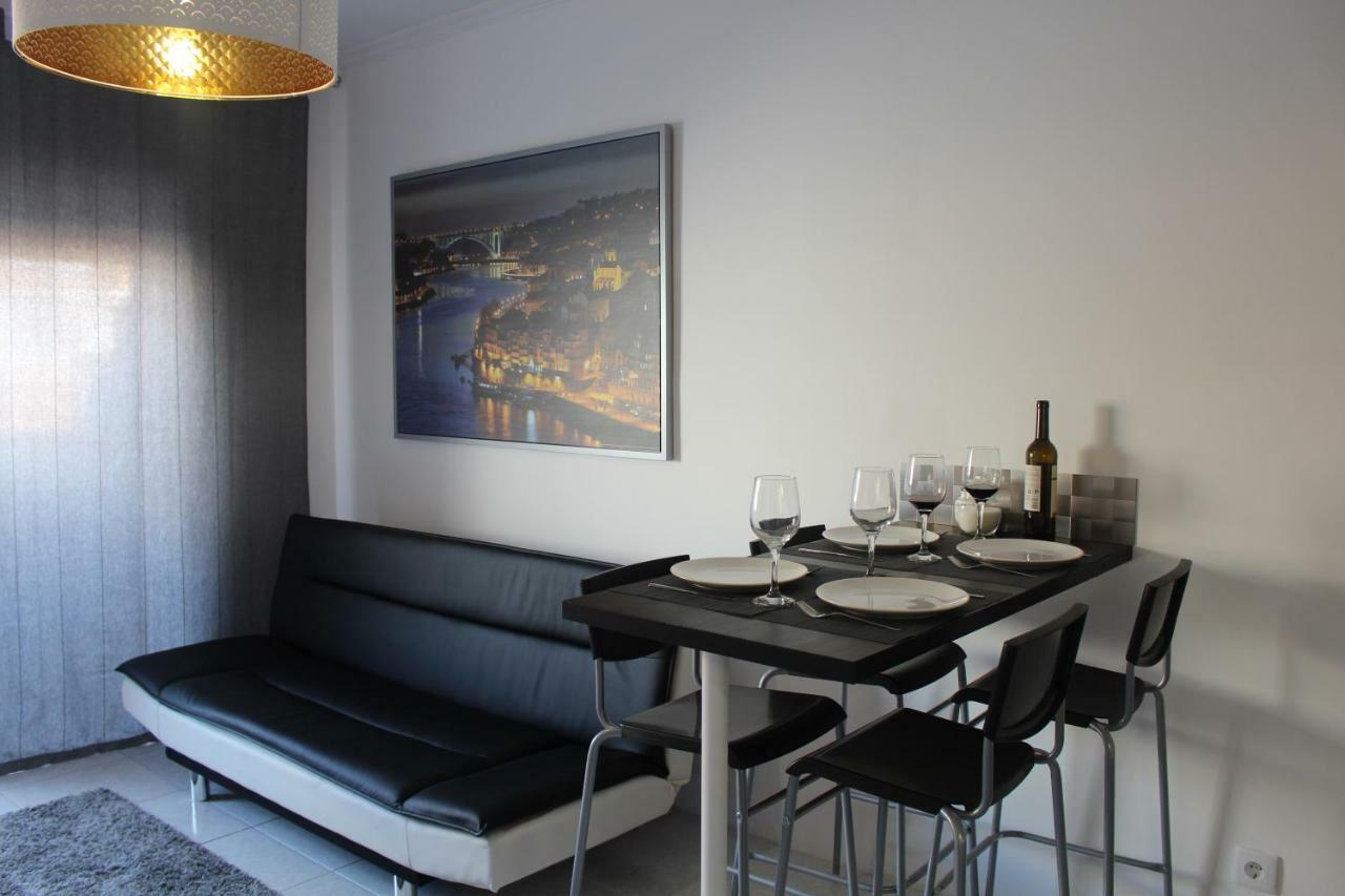 Invicta Flats - Oporto Appartement Buitenkant foto