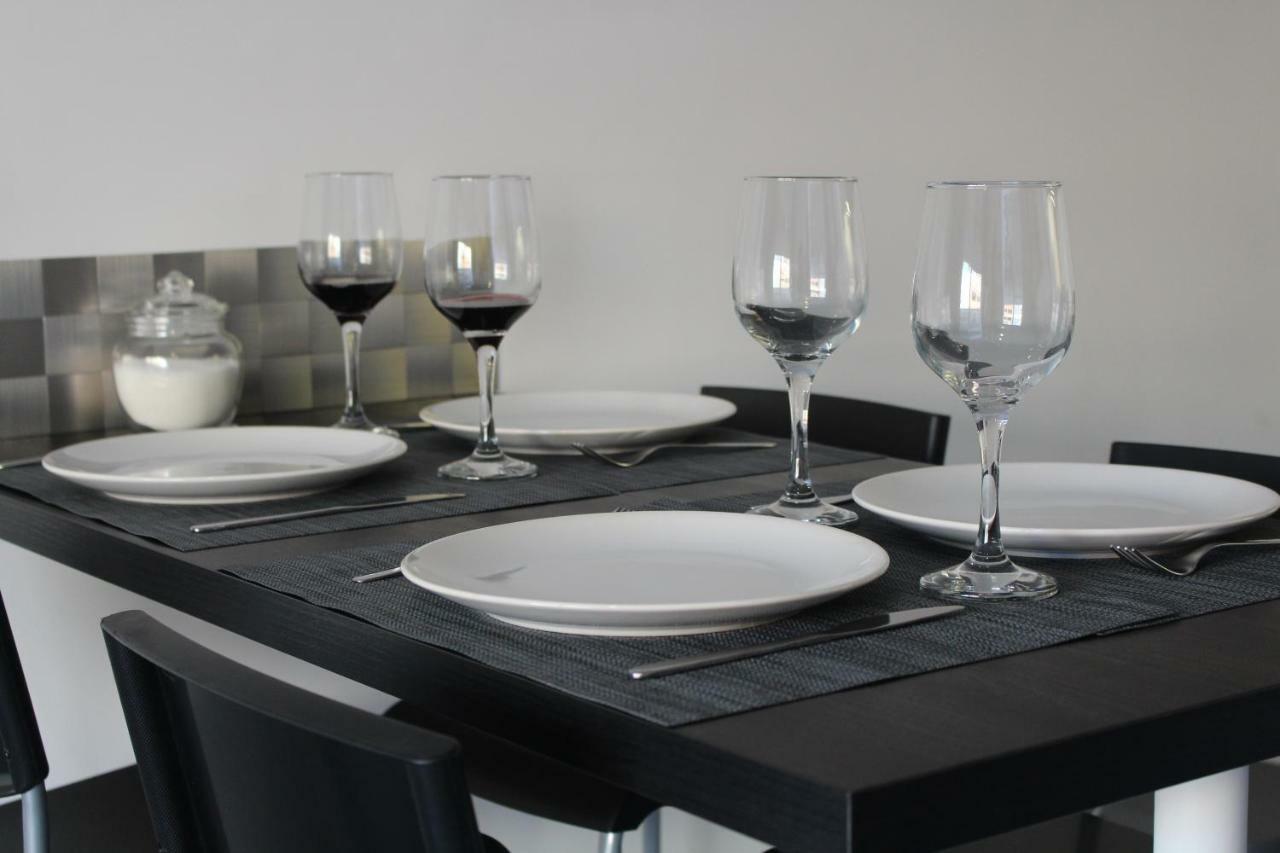 Invicta Flats - Oporto Appartement Buitenkant foto