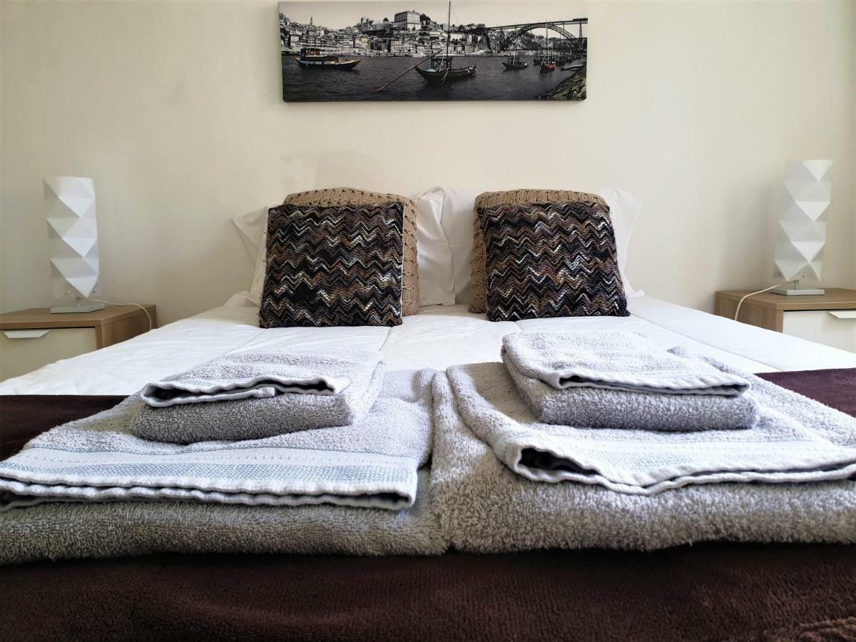 Invicta Flats - Oporto Appartement Buitenkant foto